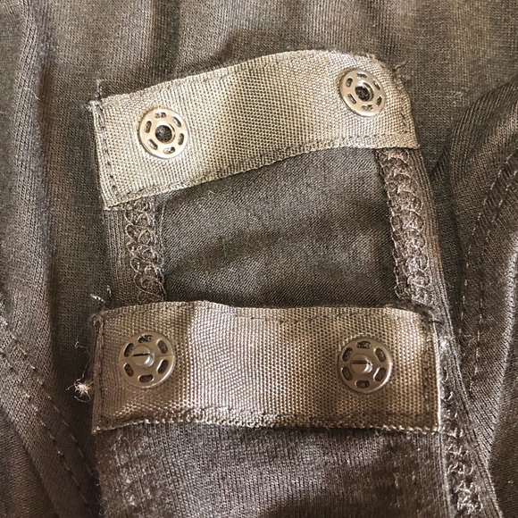 ASTR the Label wrap crossover bodysuit - Picture 8 of 9